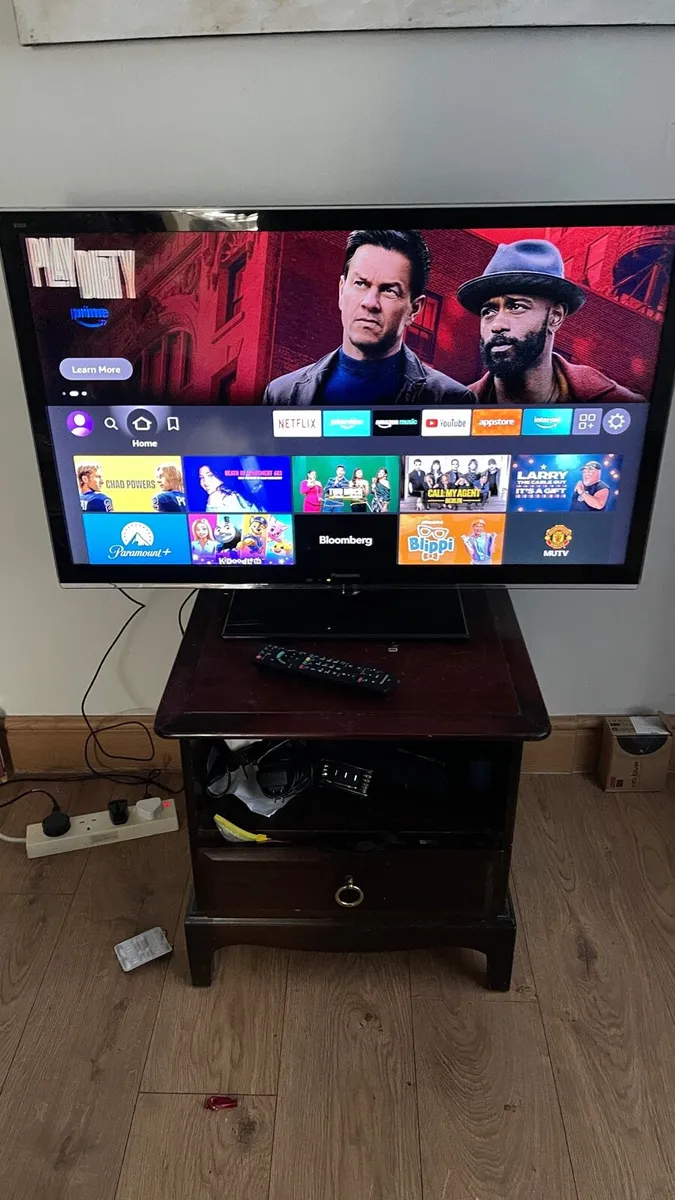 Panasonic Tv - Image 2
