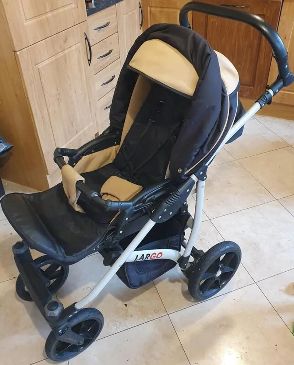 Pushchair - Image 1