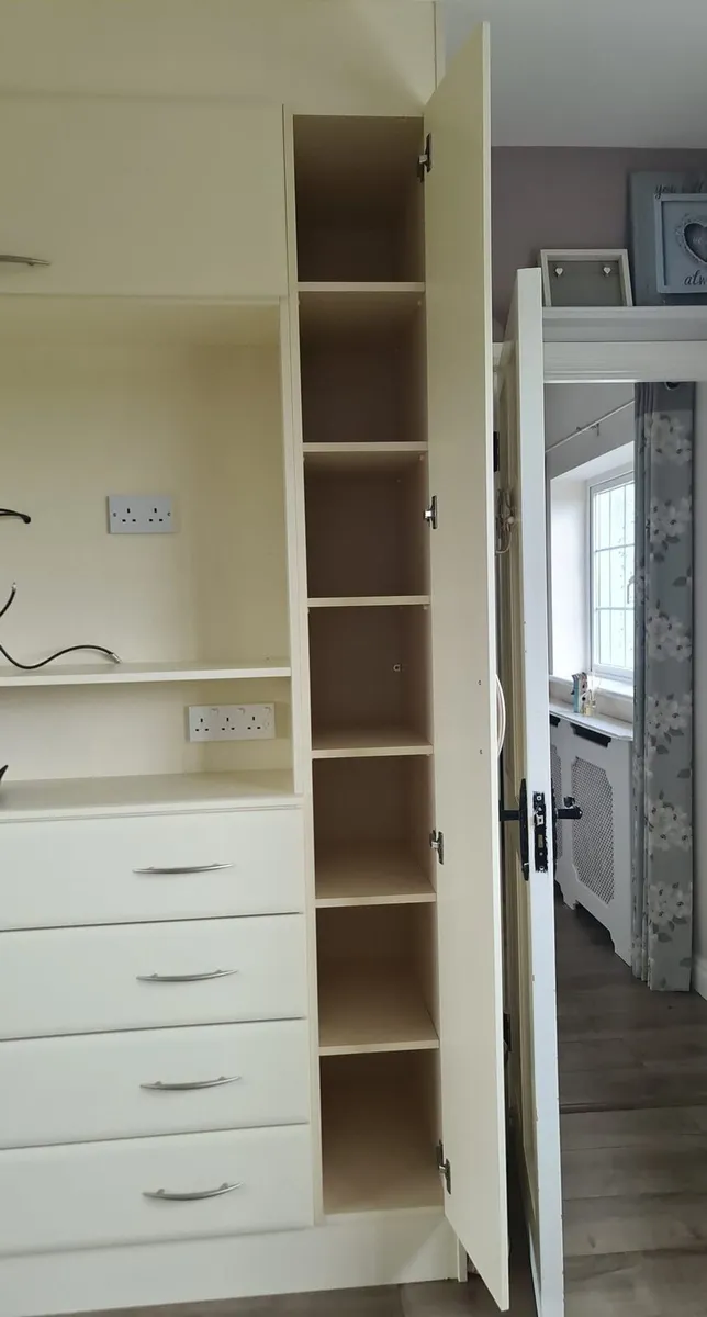 Wardrobe - Image 3