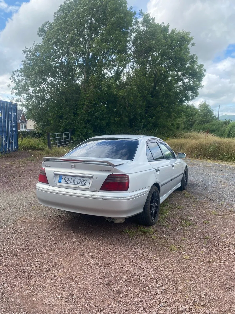 Honda accord - Image 4