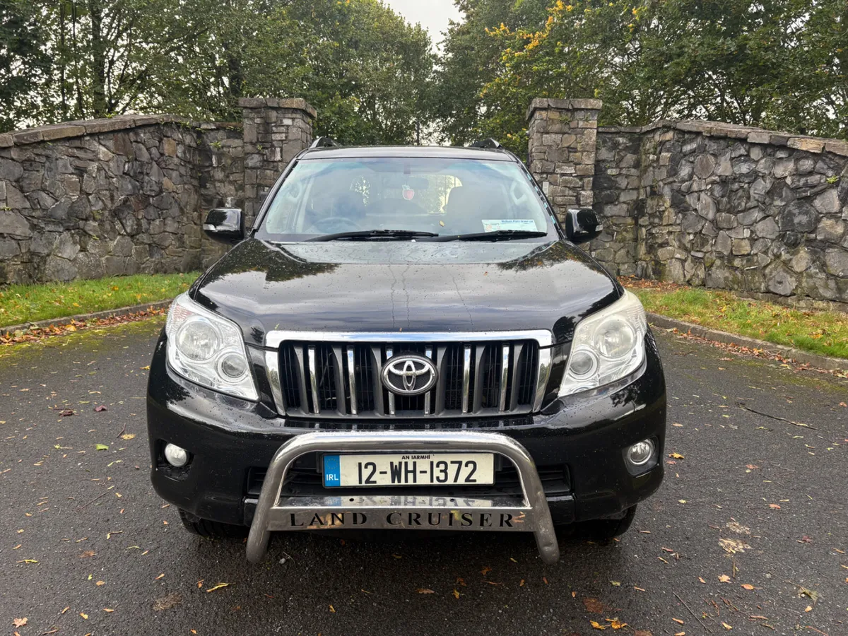 Toyota Land Cruiser 2012 SWB 2.8 Manual - Image 2