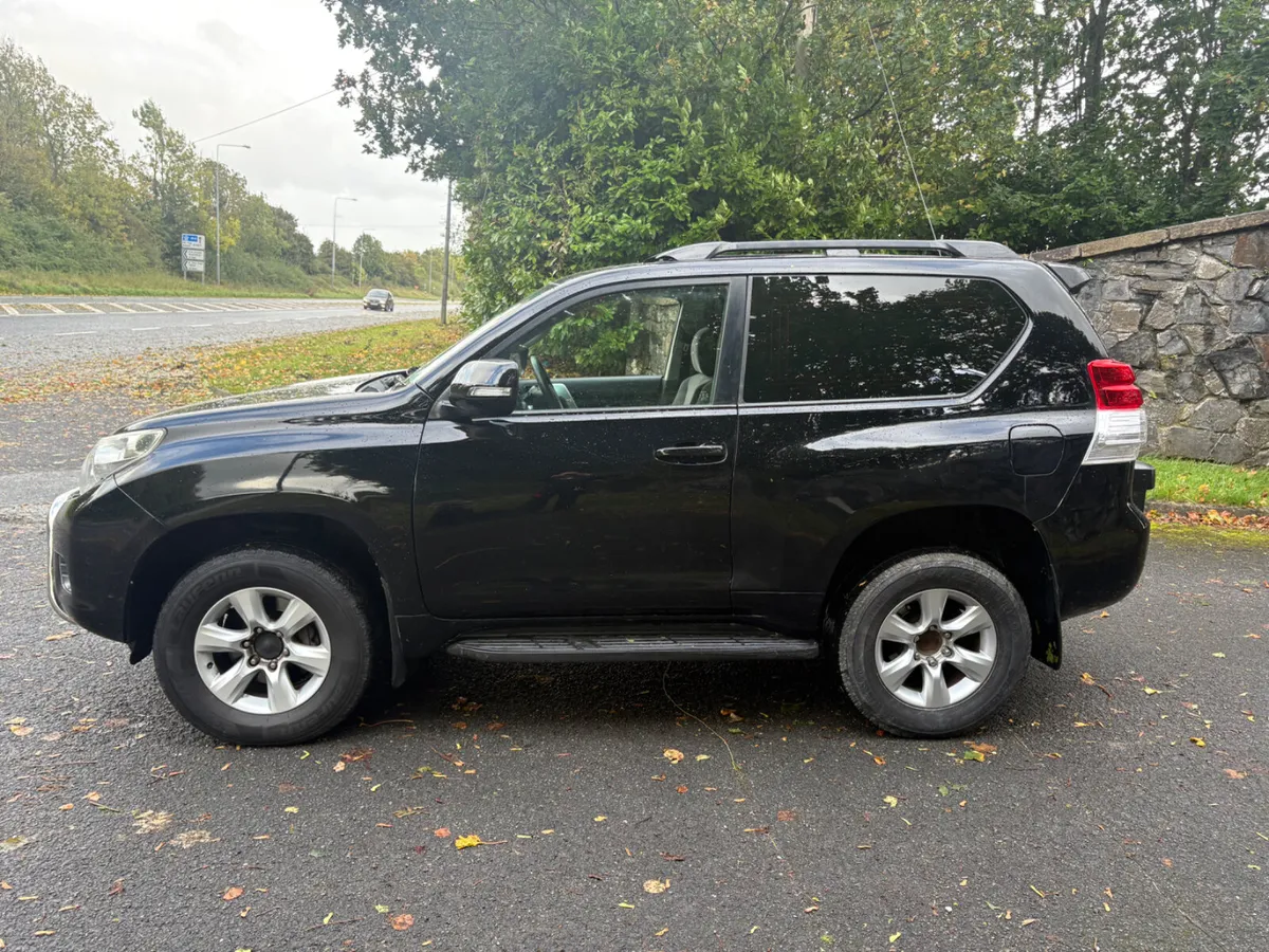 Toyota Land Cruiser 2012 SWB 2.8 Manual - Image 4