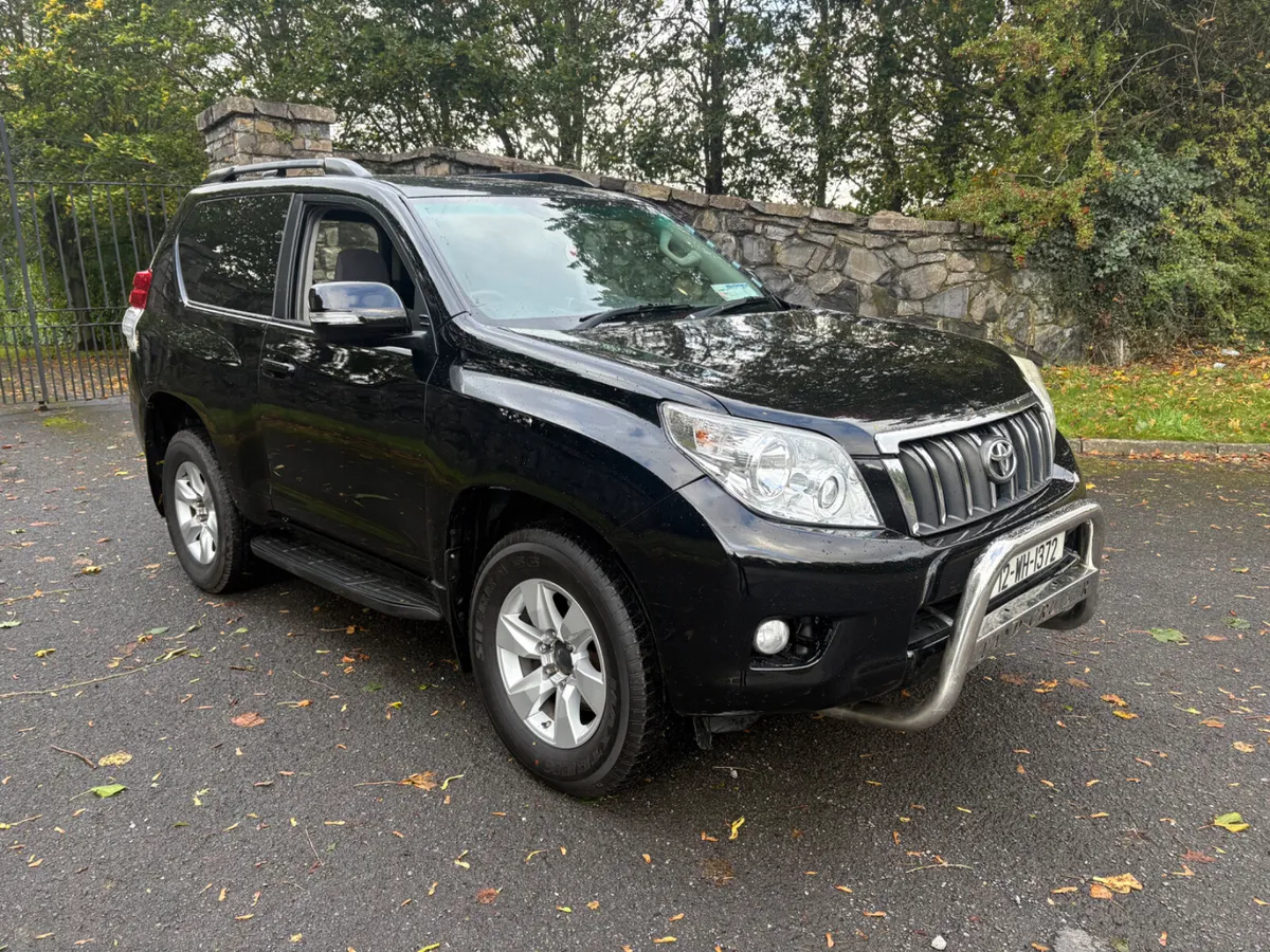 Toyota Land Cruiser 2012 SWB 2.8 Manual - Image 1