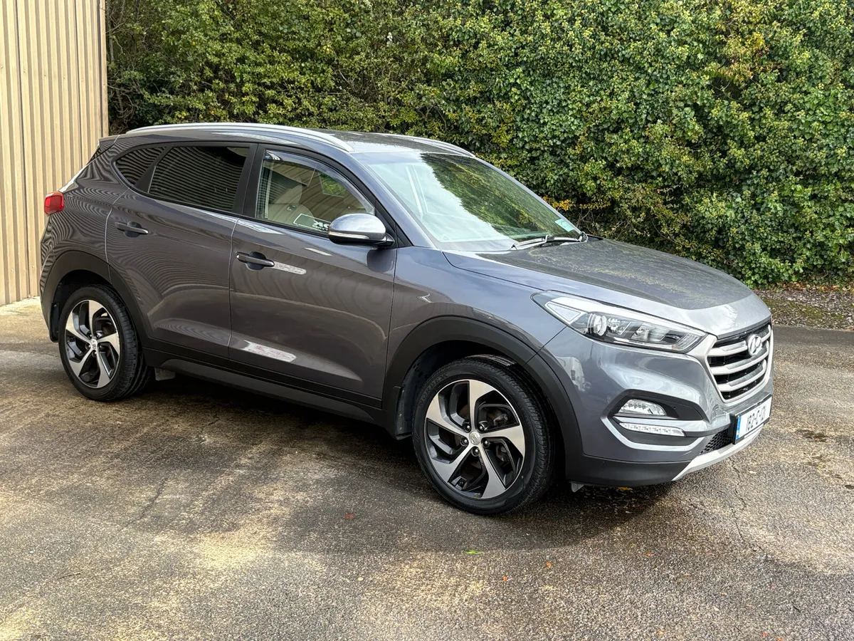 Hyundai Tucson 2018 TOP SPEC 107000km - Image 4