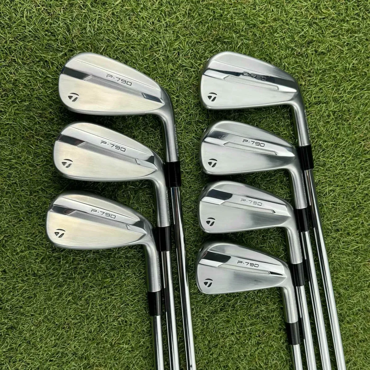 Taylormade P790 2025 Irons / 4-Pw / Stiff - Image 2