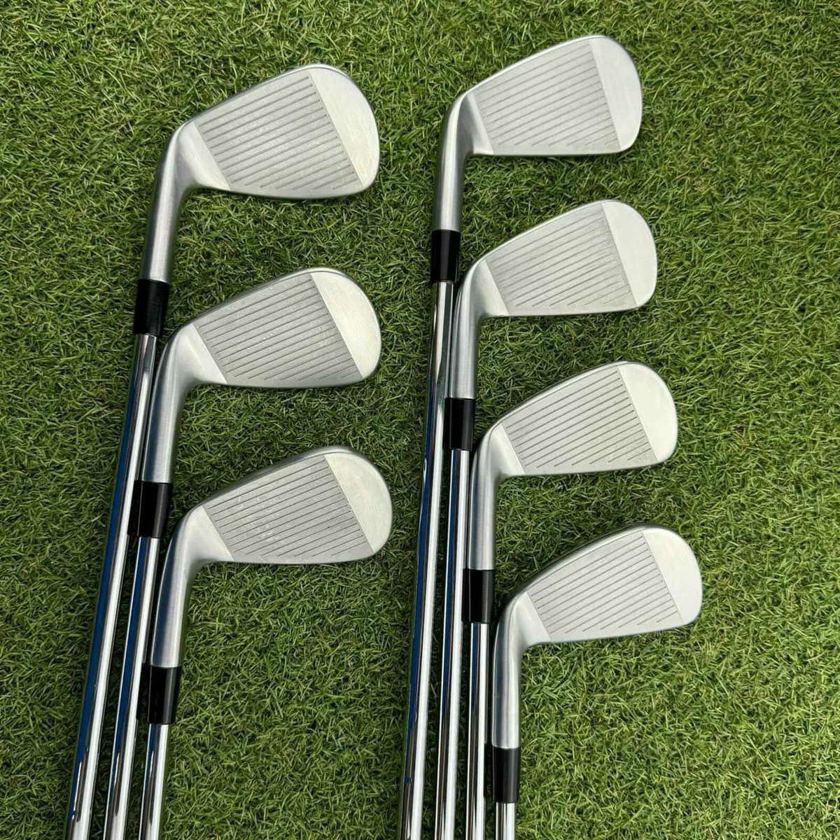 Taylormade P790 2025 Irons / 4-Pw / Stiff - Image 3