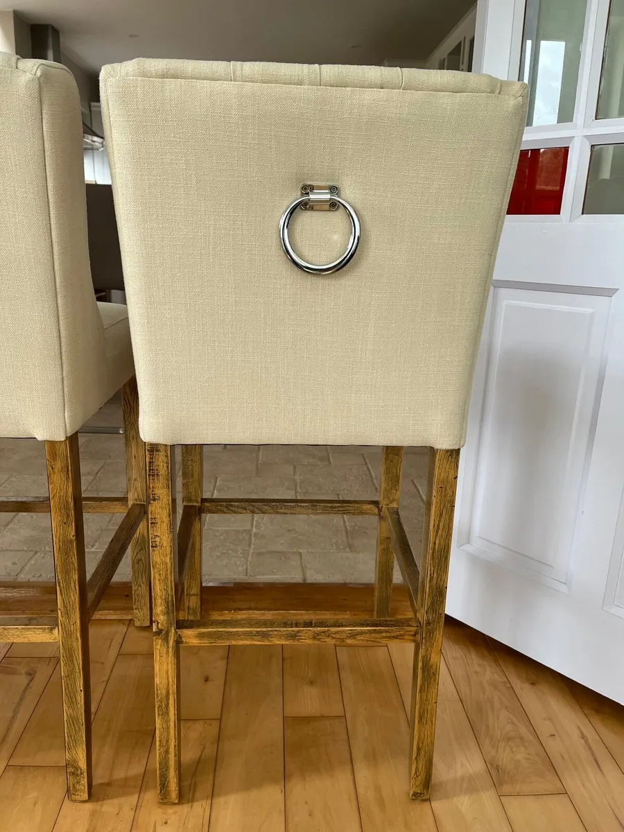 Luxury Stools - Image 4