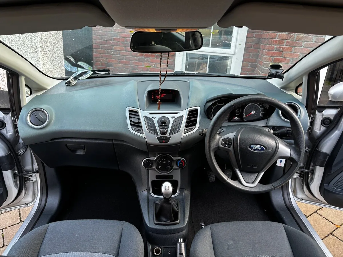 Ford Fiesta - Image 2