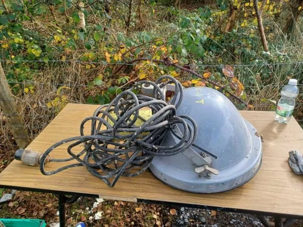 6 Vintage industrial spot lights - Image 3