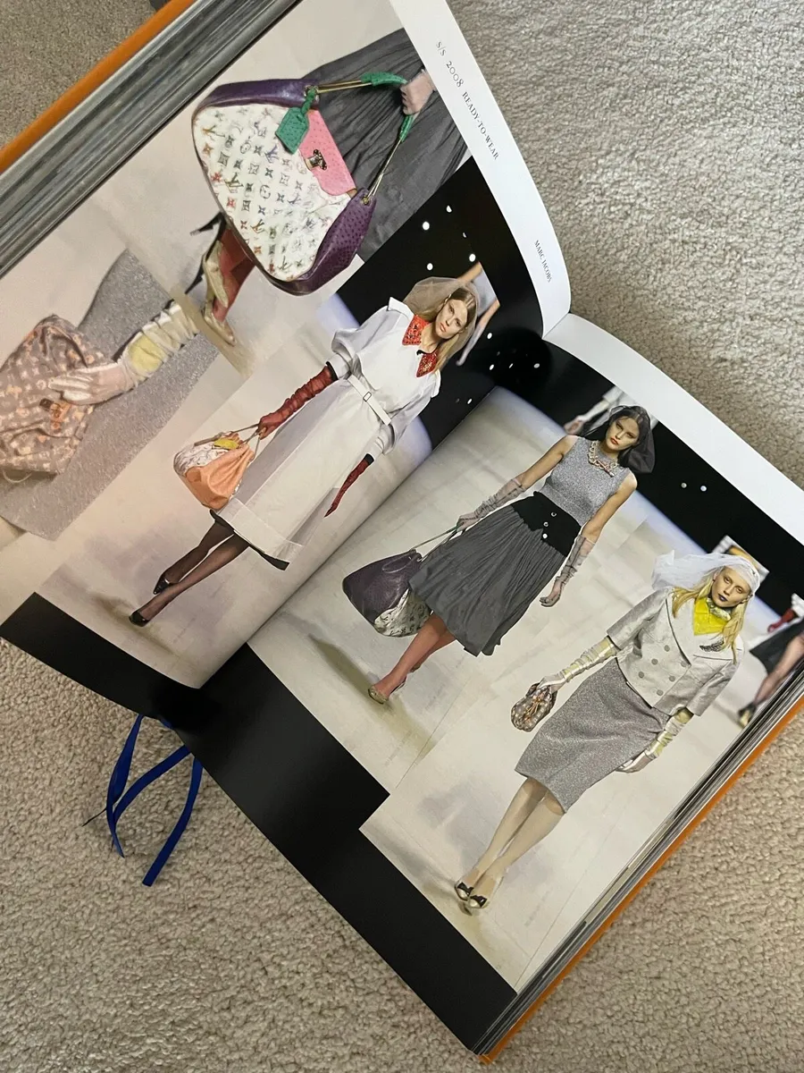 Louis Vuitton Book - Image 4