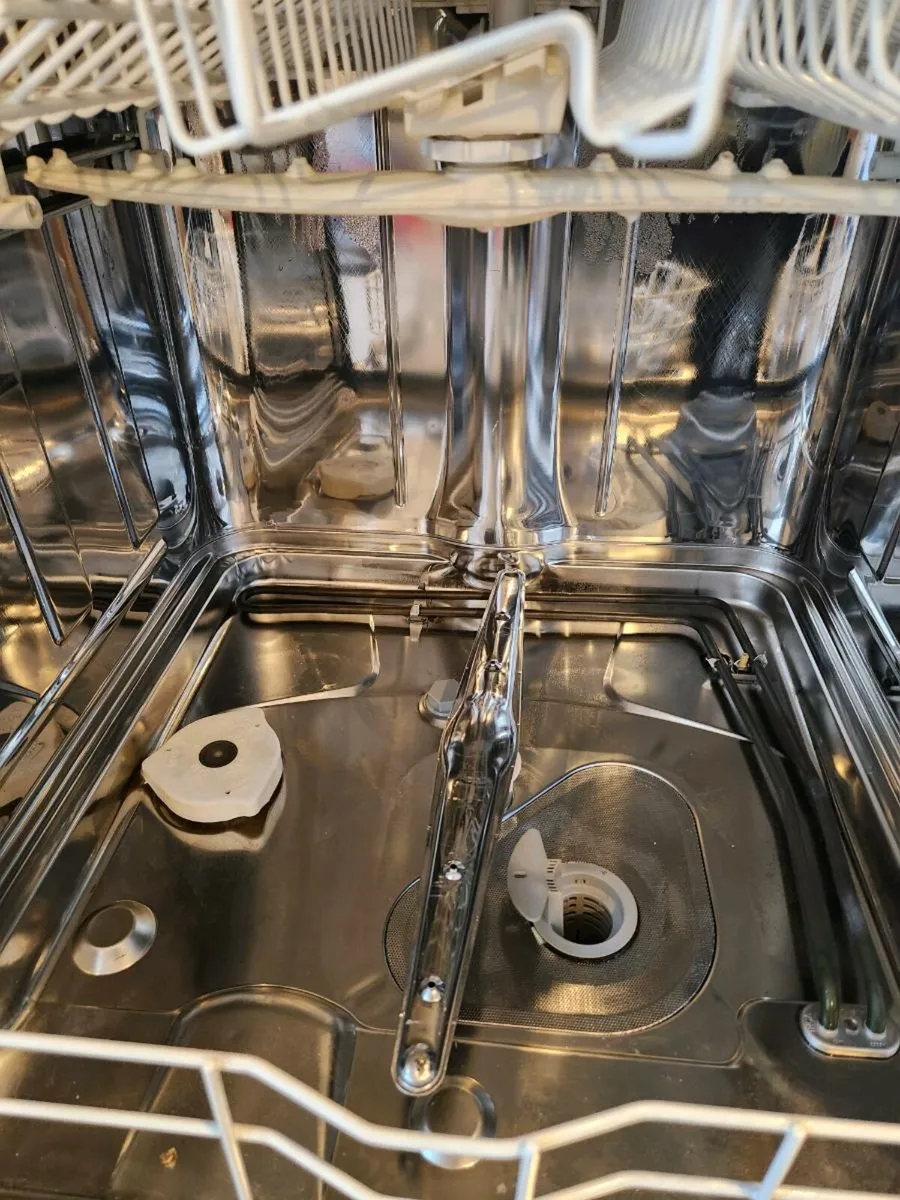 Dishwasher - Image 4
