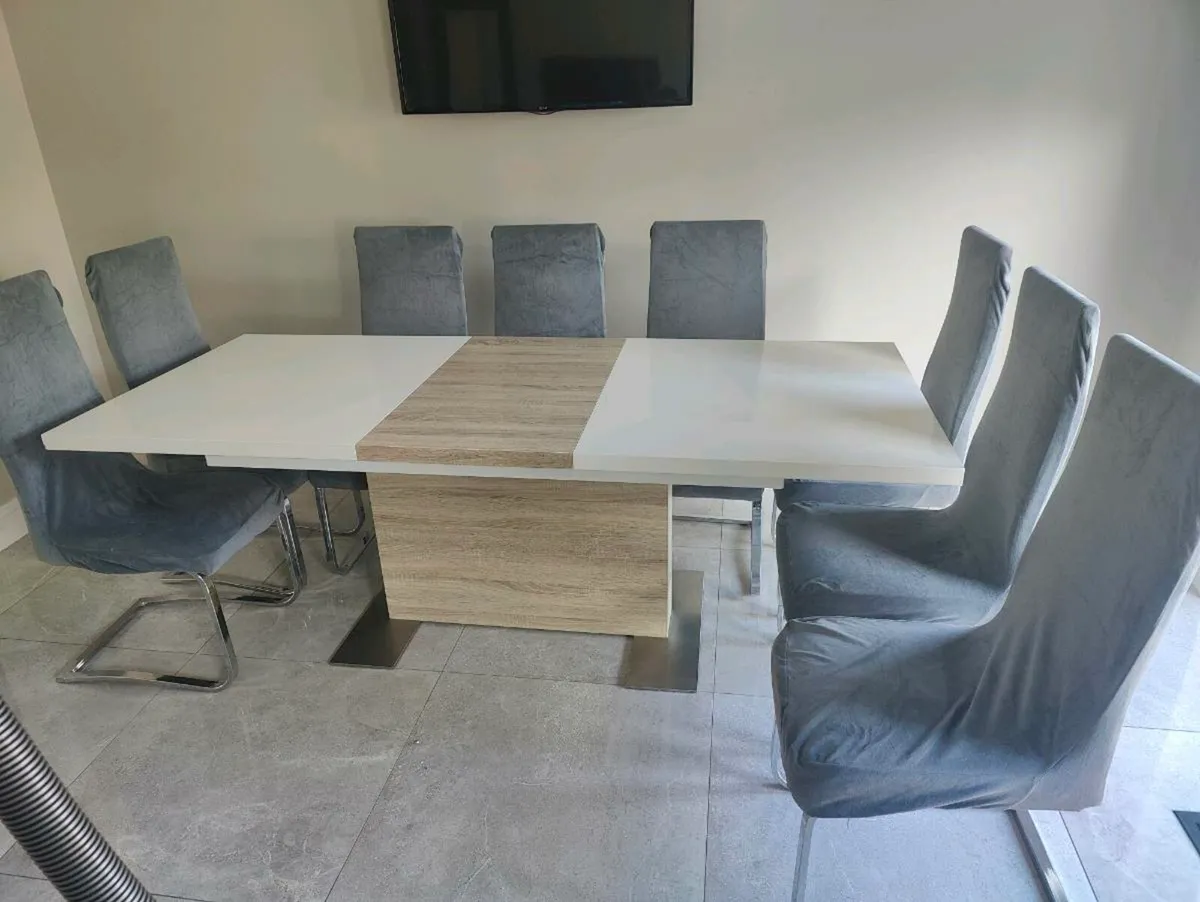 Dining Table & Chairs - Image 2