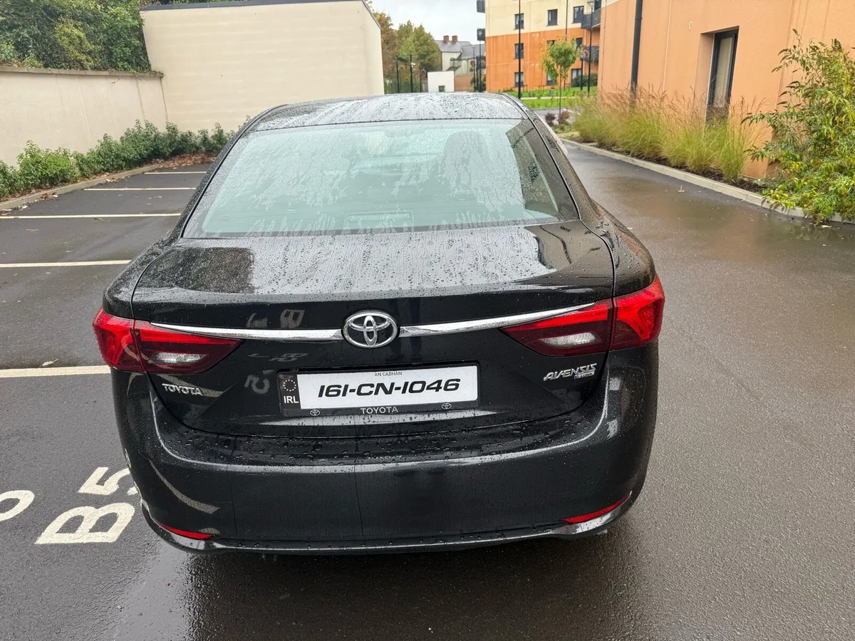 Toyota Avensis Luna 2.0 D4D 2016 - 101km - Image 2