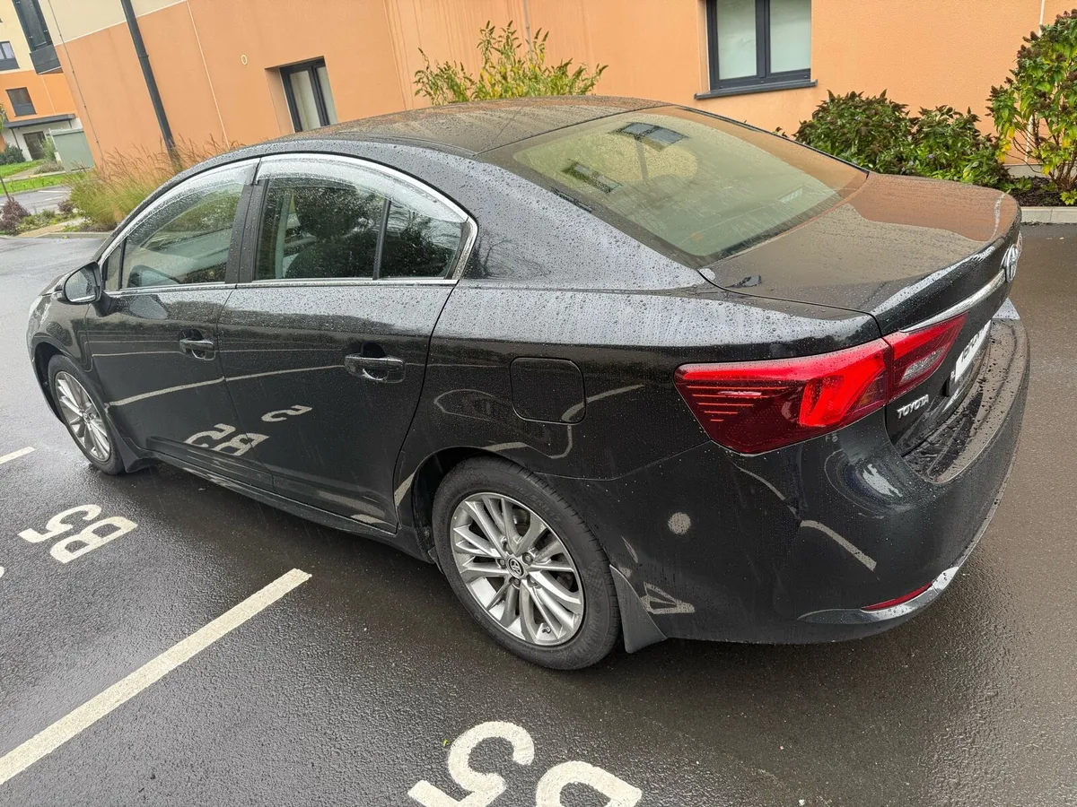 Toyota Avensis Luna 2.0 D4D 2016 - 101km - Image 3