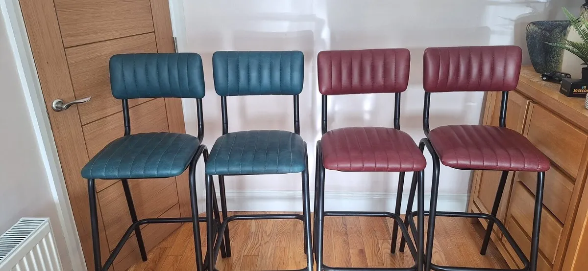 Bar stools - Image 1