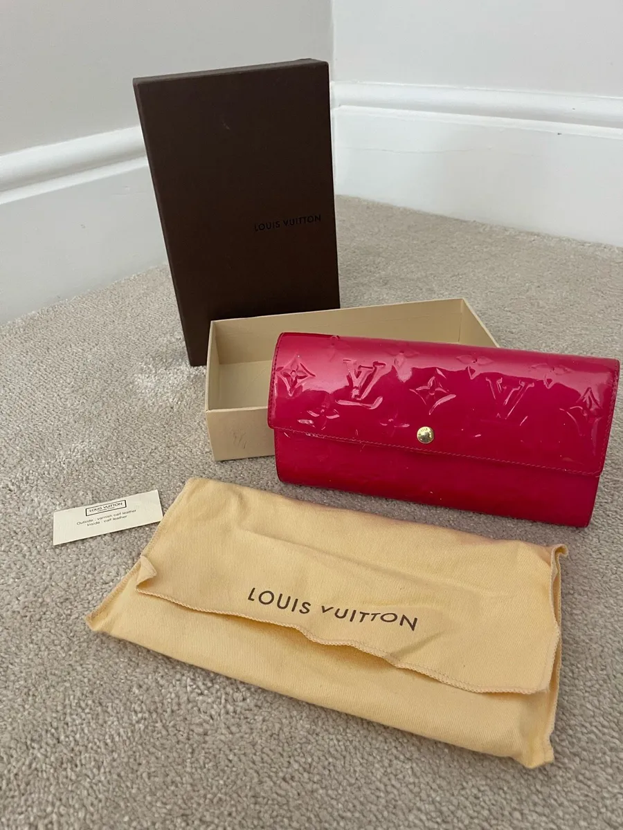 Louis Vuitton Wallet - Image 1