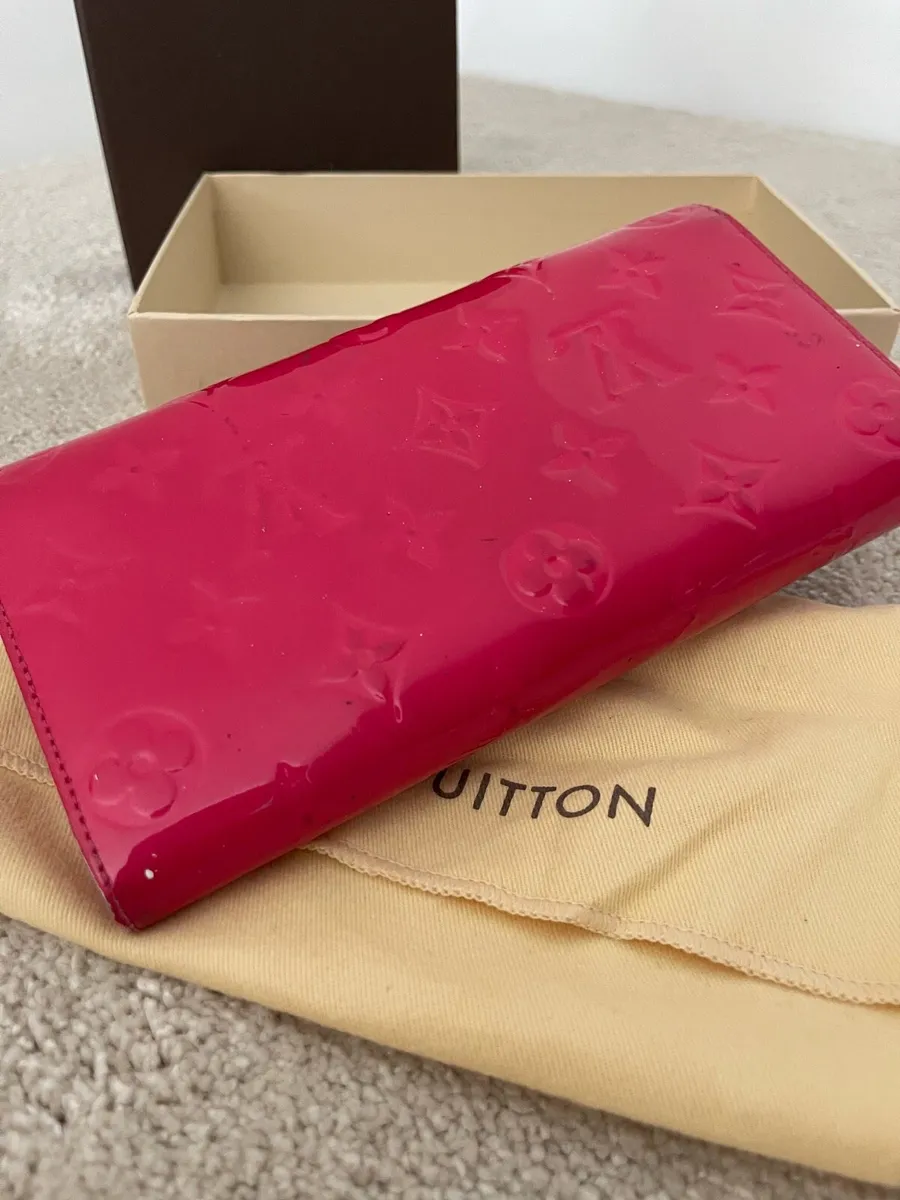Louis Vuitton Wallet - Image 3