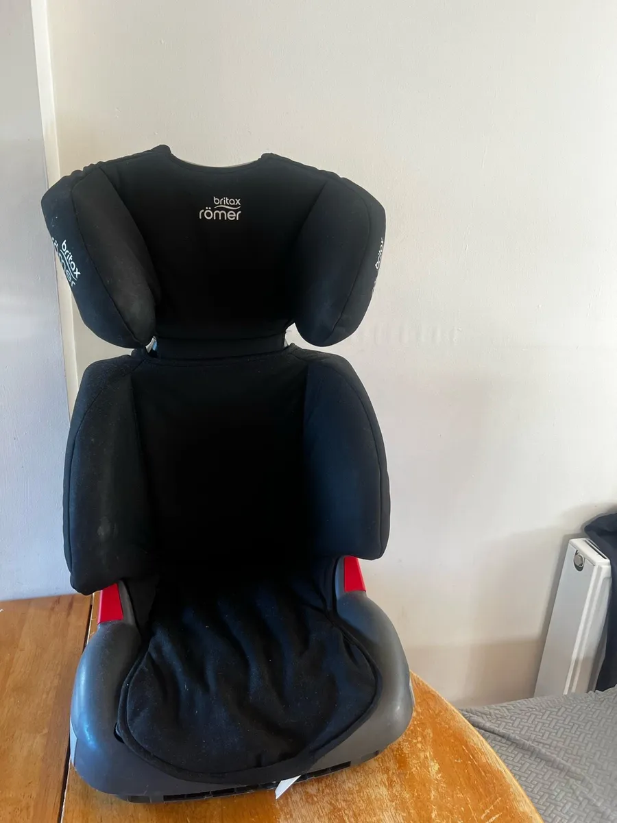 Britax Romer Group 2/3 Highback Booster Car Seat - Image 2