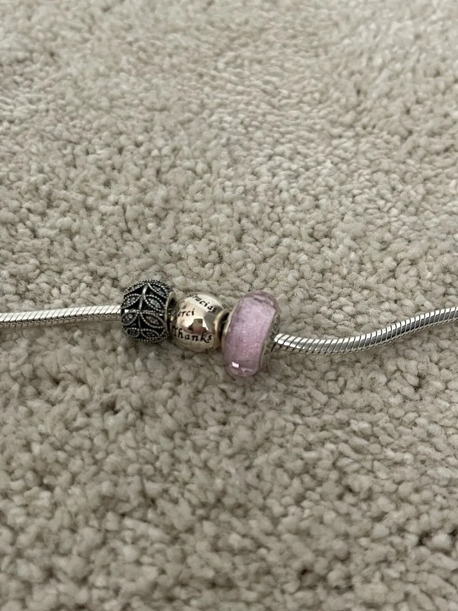 Pandora bracelet & 3 charms - Image 1