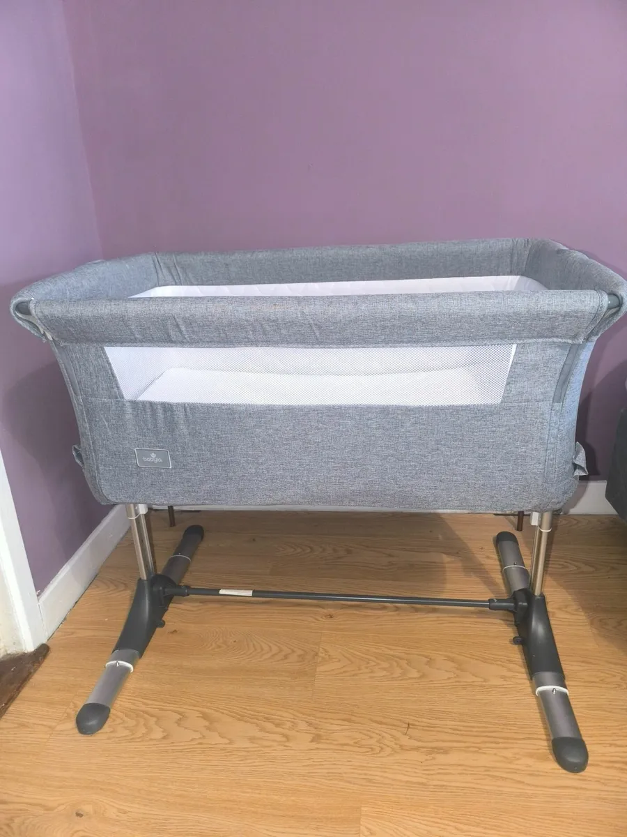 Babylo Cozi Sleeper - Image 1