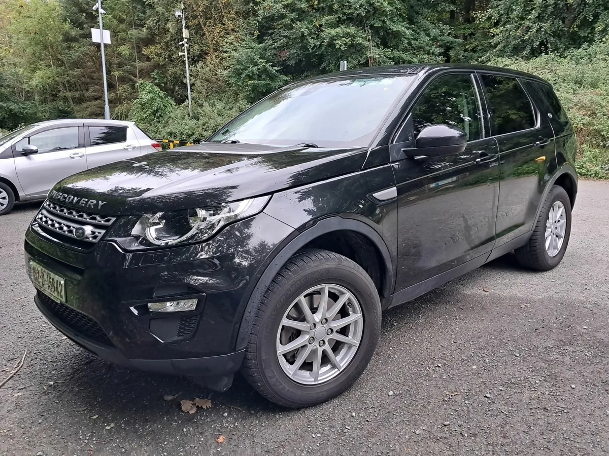 Land Rover Discovery Sport 2016 - Image 1