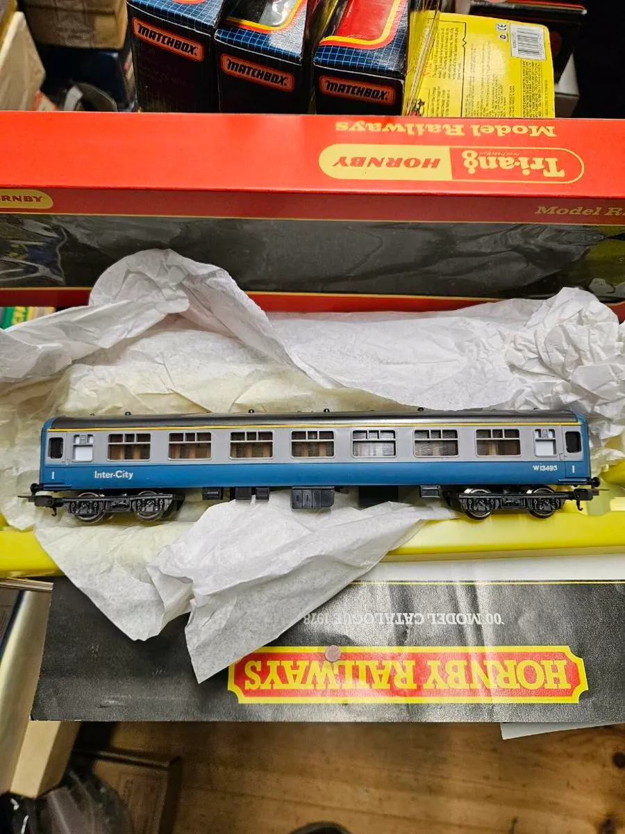 Hornby Lima HO Scale BR Carraige - Image 2