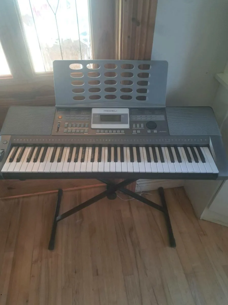 Piano - Image 1