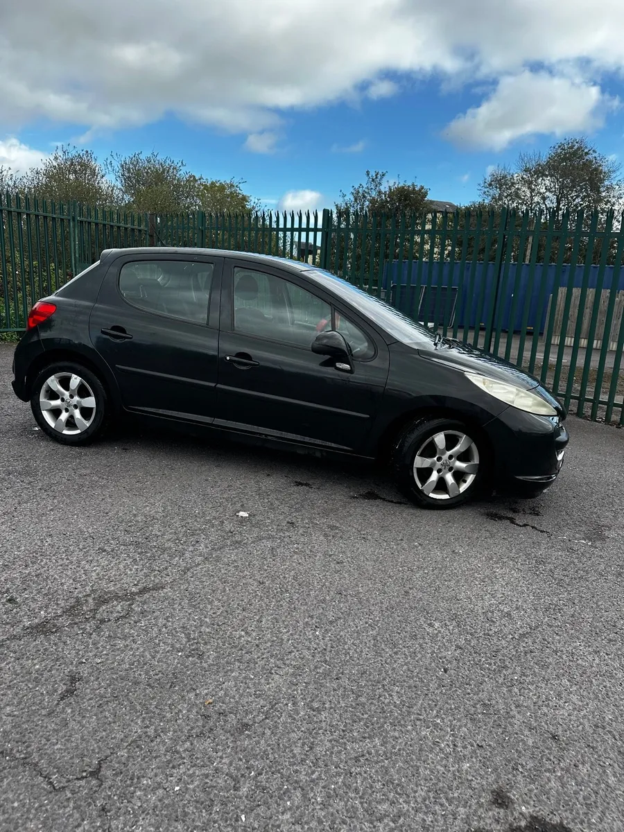 Peugeot 207 NCT 12/25 road tax 05/26 - Image 1