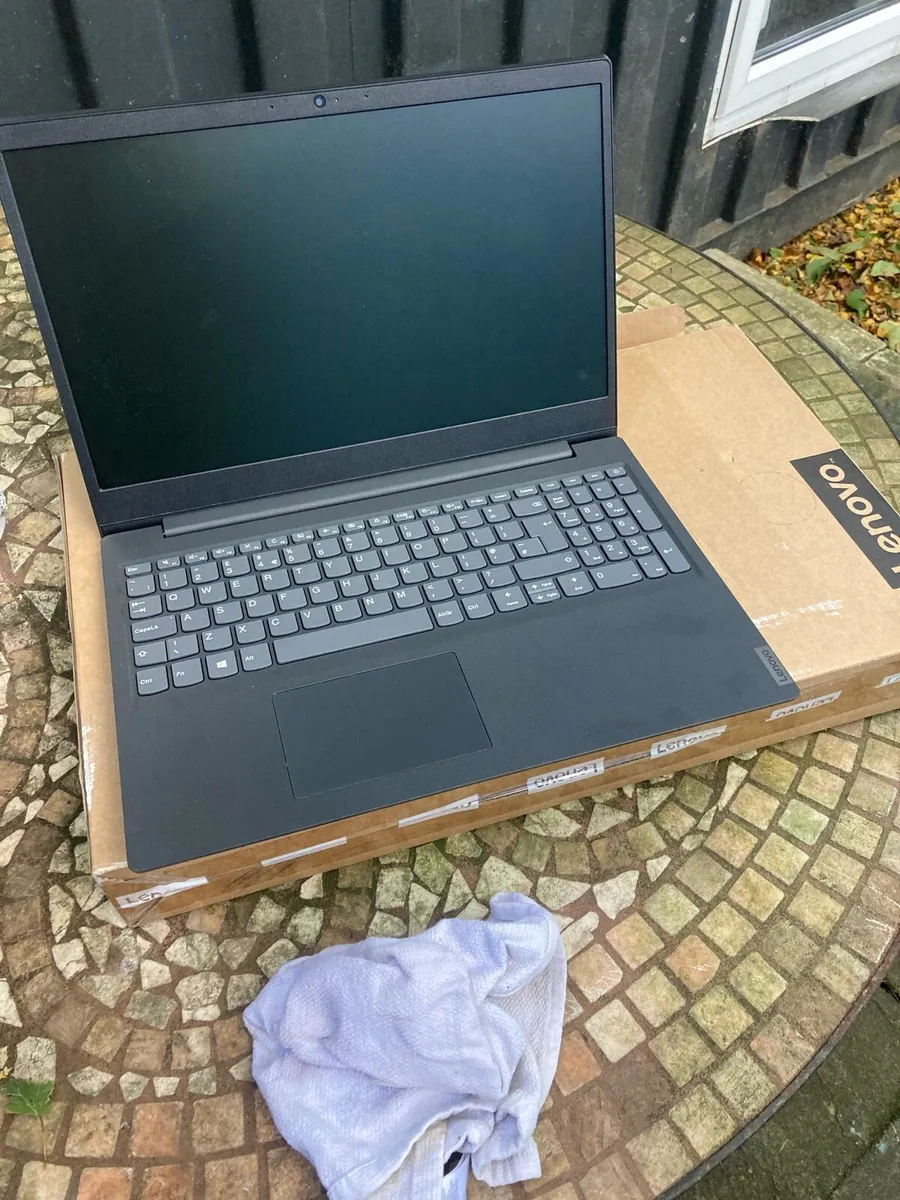 Lenovo laptop - Image 1