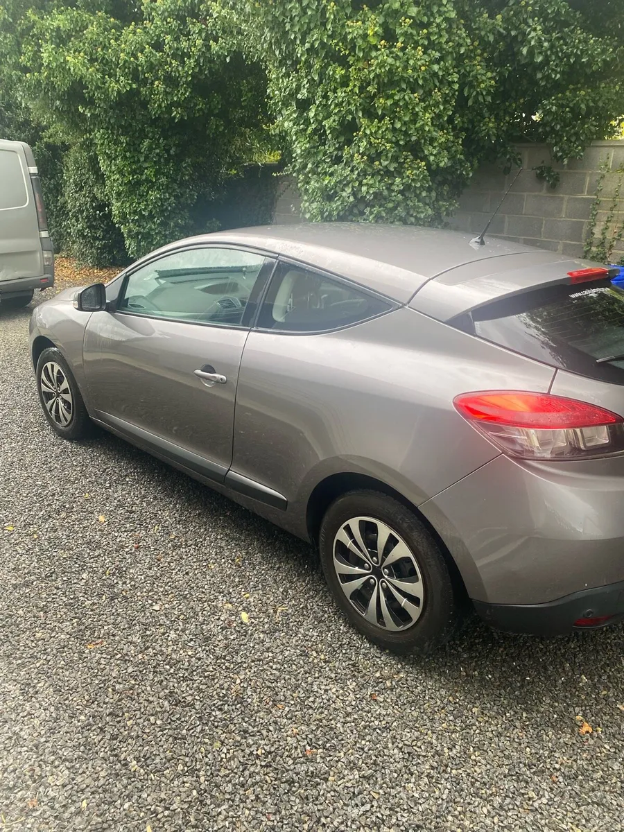 Renault Megan - Image 2