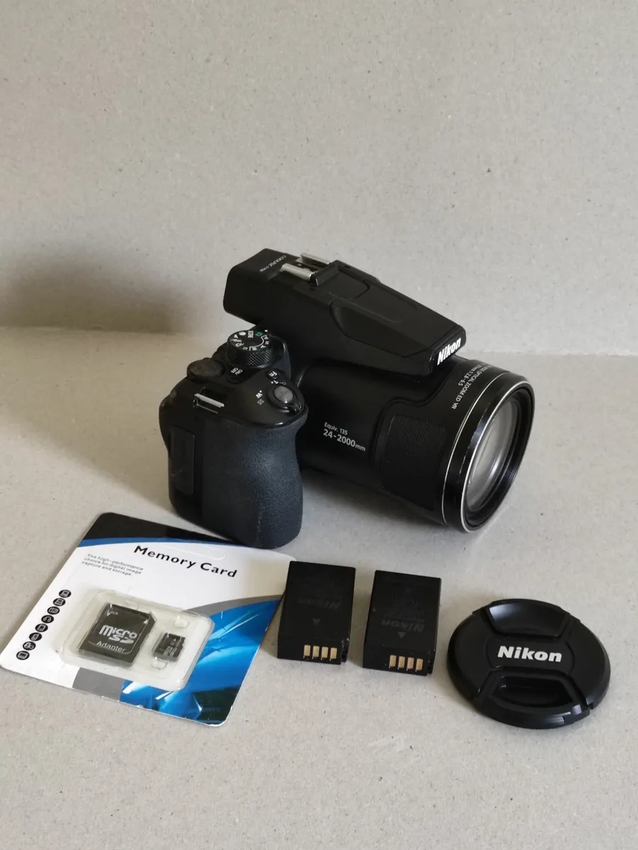 Nikon P950 - Very Good - 2 Batteries + 83x Zoom - Image 1