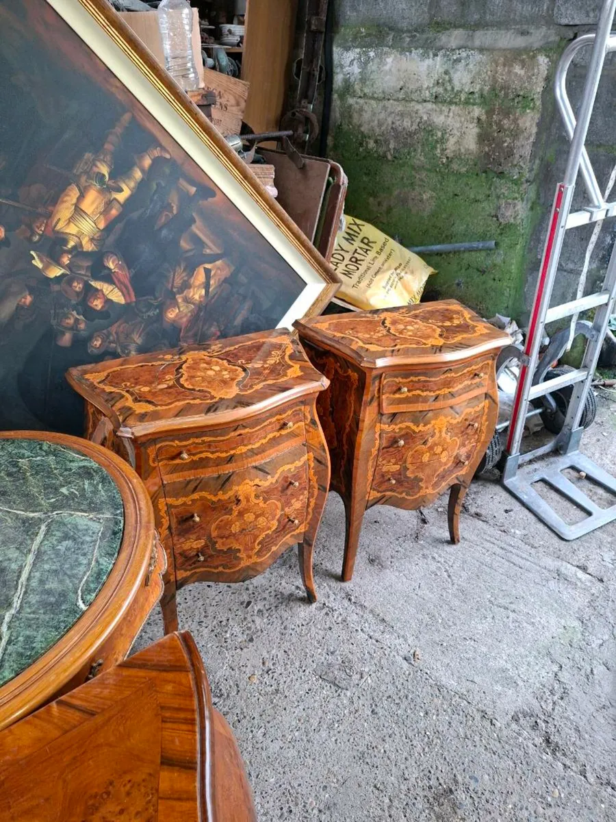 Baroque furniture