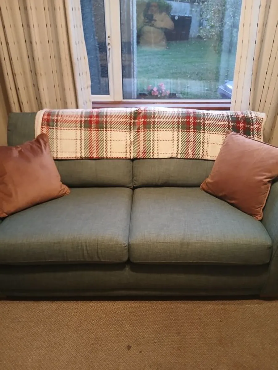 Couch and 1 armchair - Image 1