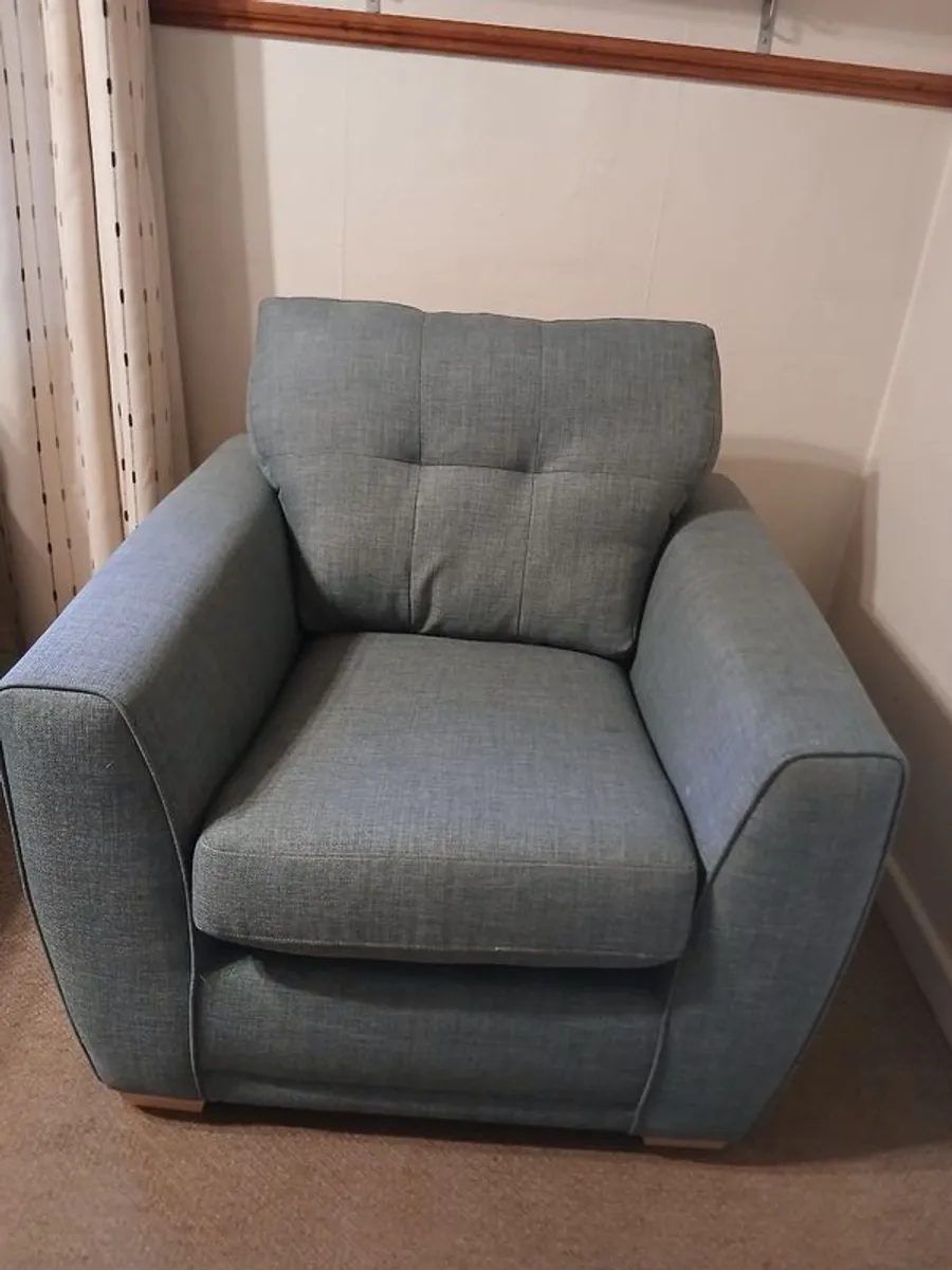 Couch and 1 armchair - Image 2