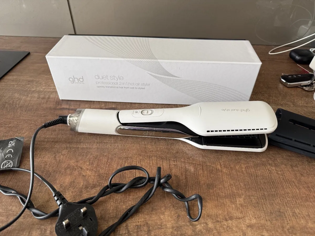 GHD Duet hot air styler - Image 1