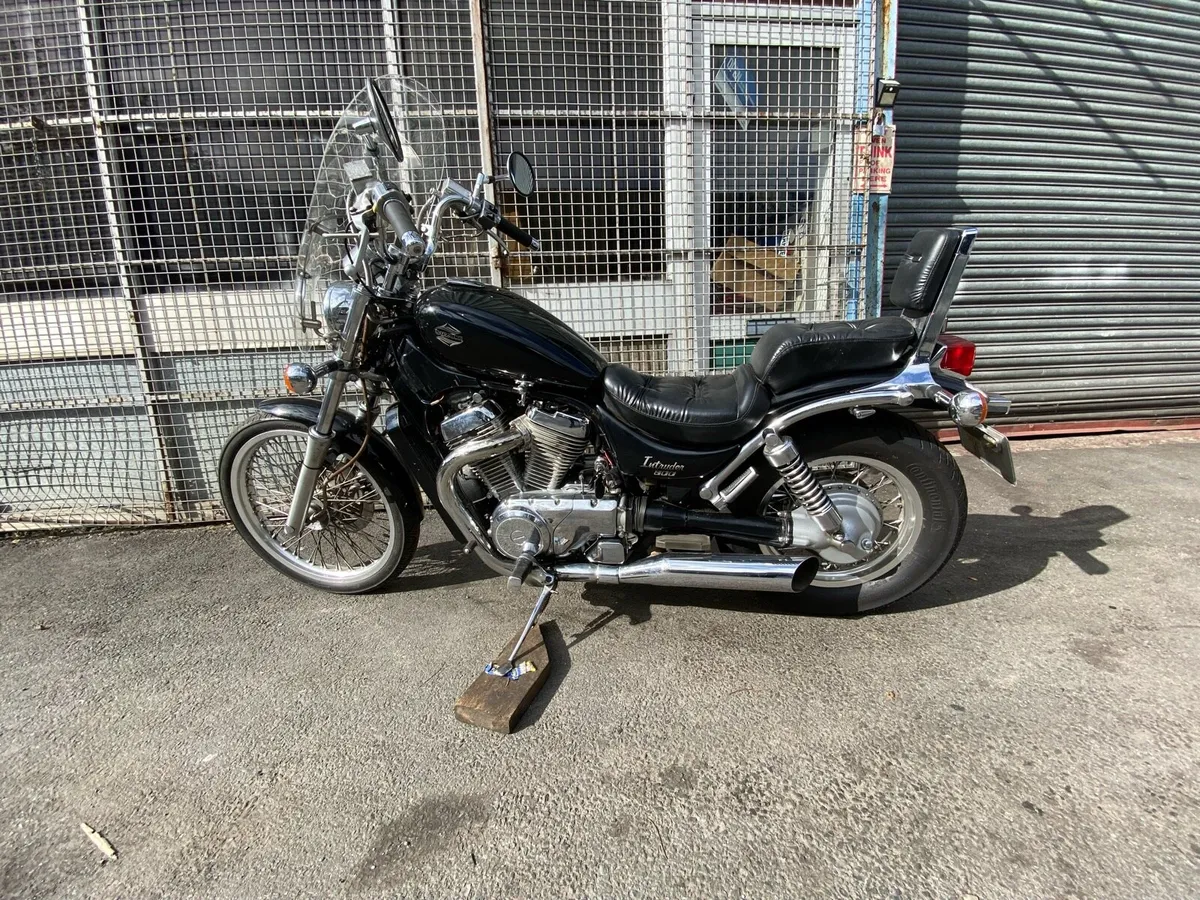 Suzuki 800 intruded - Image 1