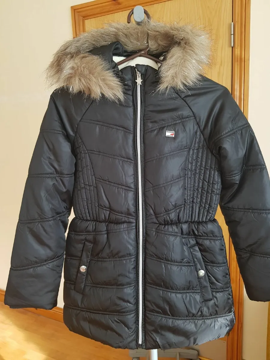 New Tommy Hilfiger girls coat 12/14 years - Image 1
