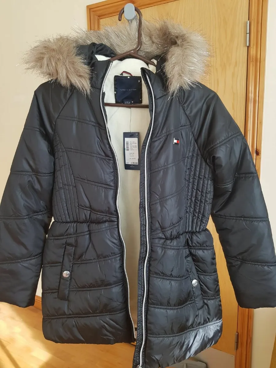 New Tommy Hilfiger girls coat 12/14 years - Image 2