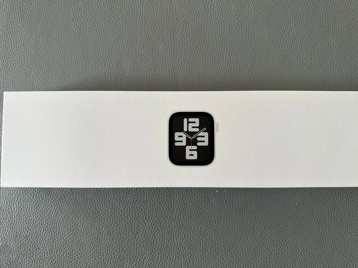 Apple Watch Series 8 SE gen - Image 1