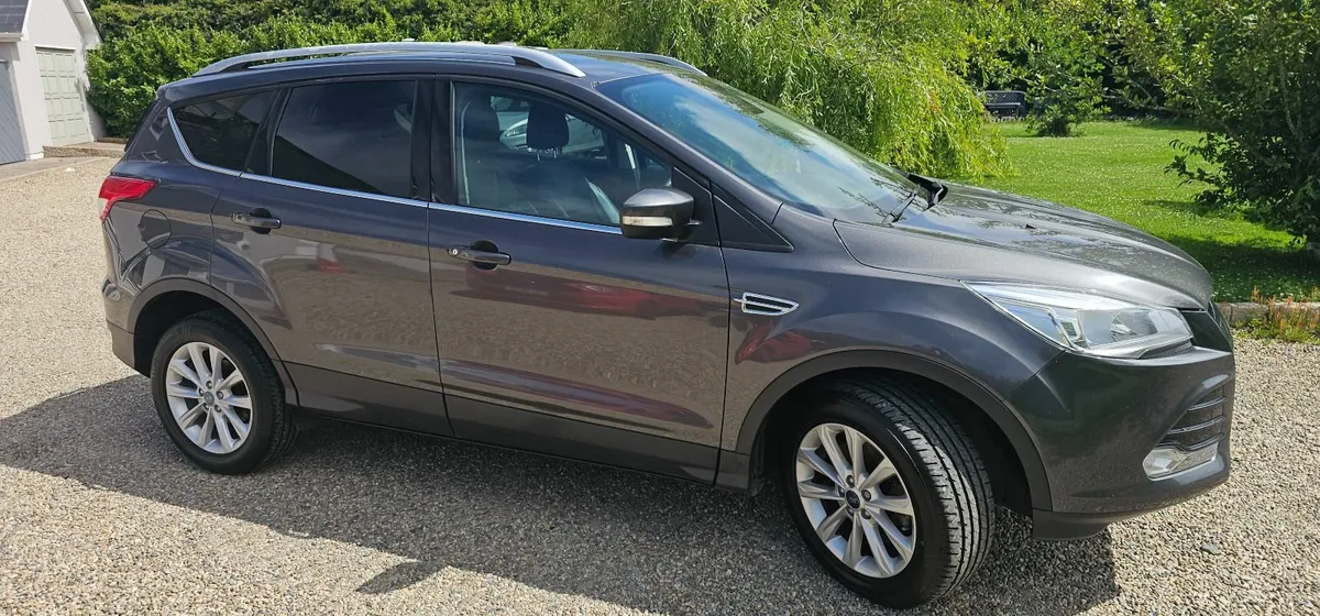 Ford Kuga 2016 - Image 2
