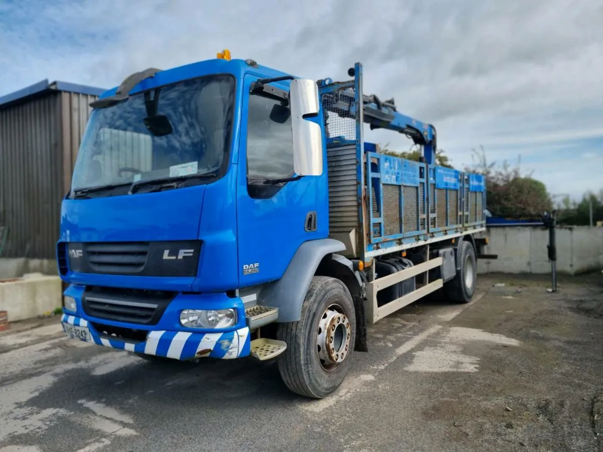 Daf lf with remote crane - Image 4