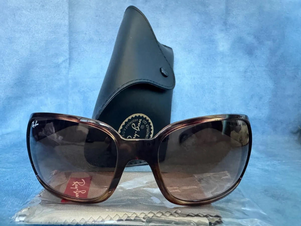 Ray-Ban Shades ( BRAND NEW) - Image 4