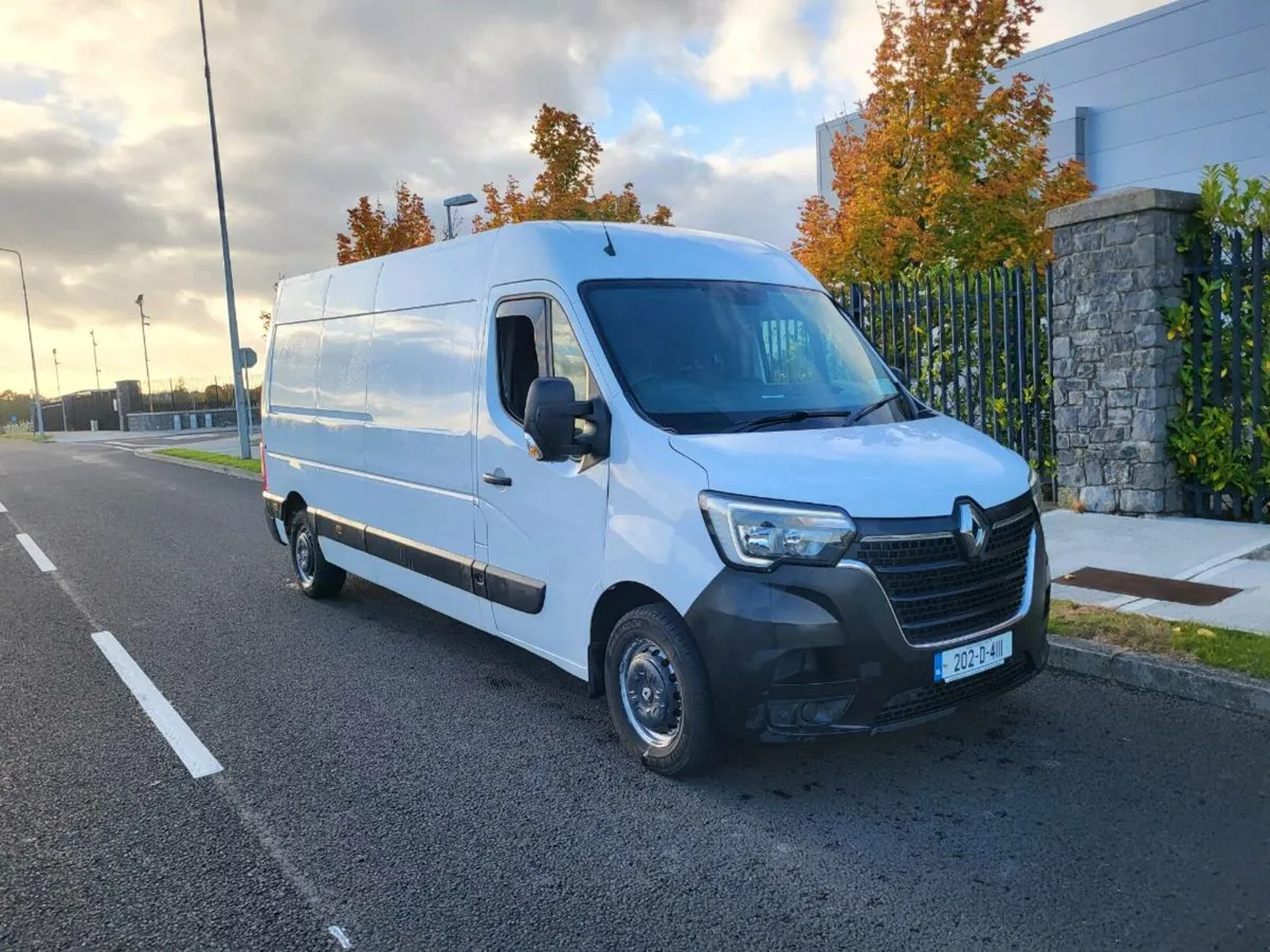 Renault Master - Image 1
