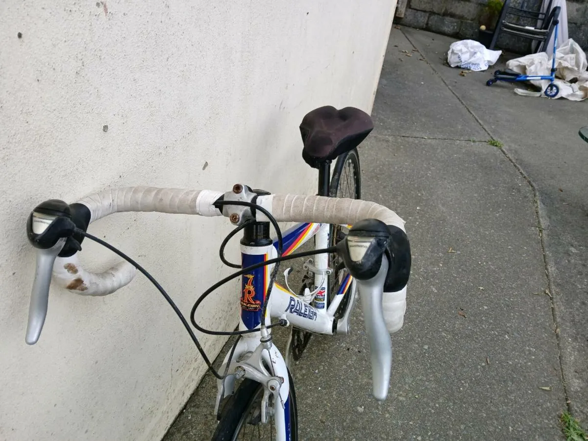 Racing Bicycle - Image 2