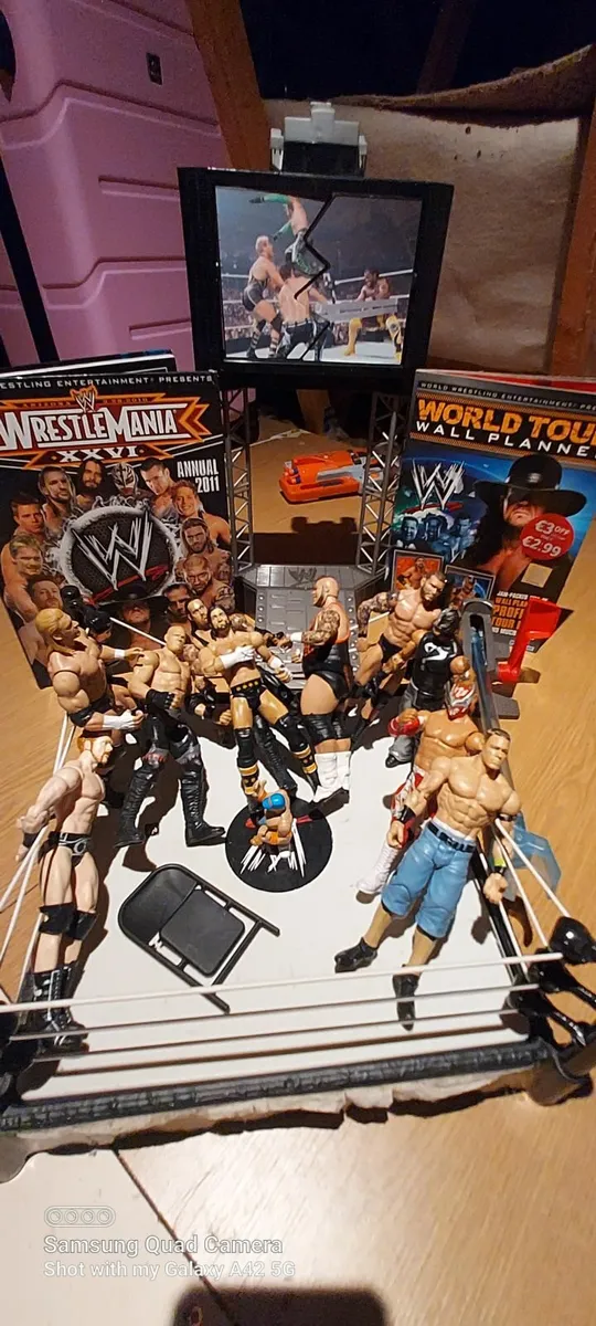 Toy's - Image 1