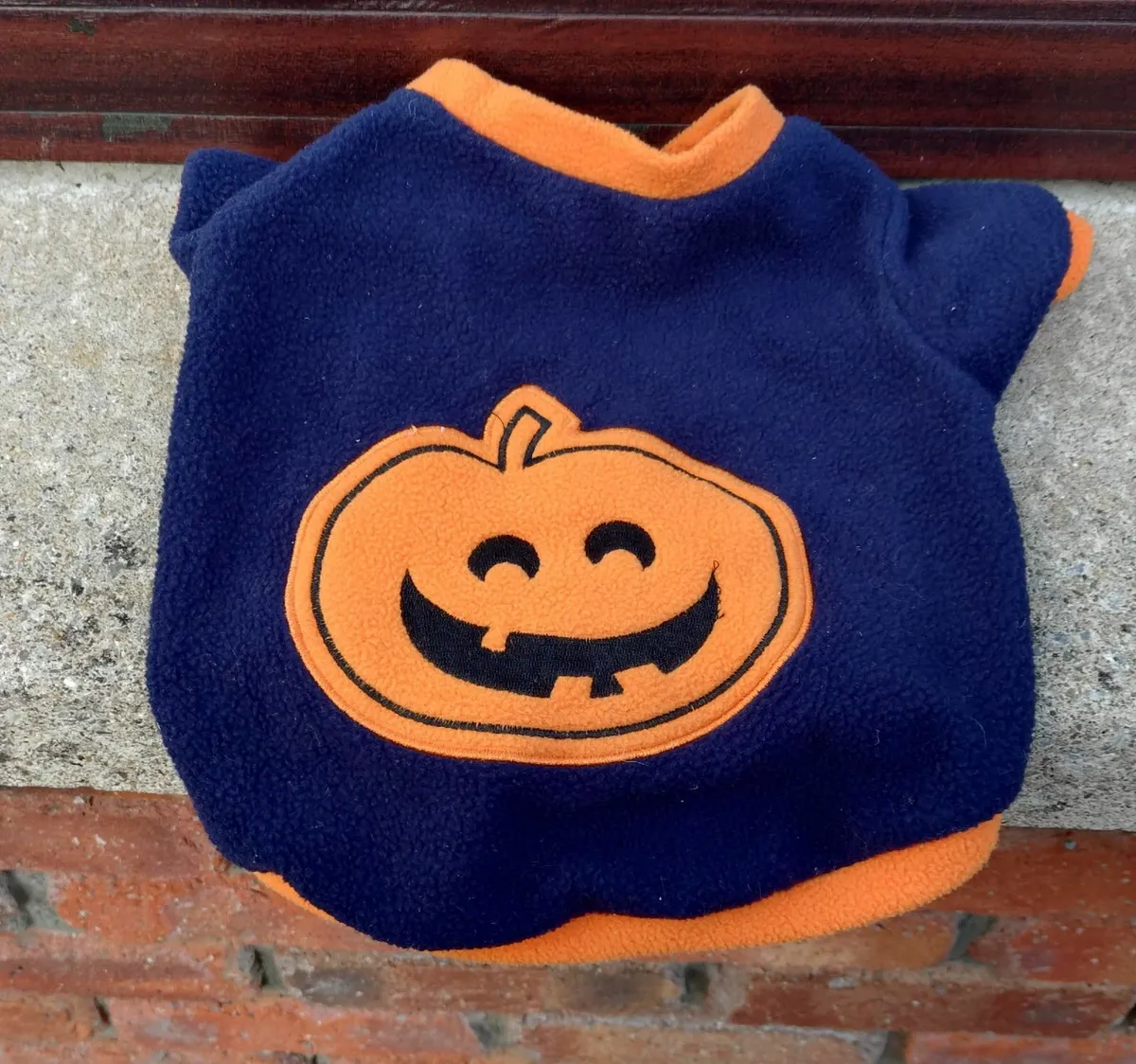 BABIES HALLOWEEN TOP (USED & WASHED). - Image 1