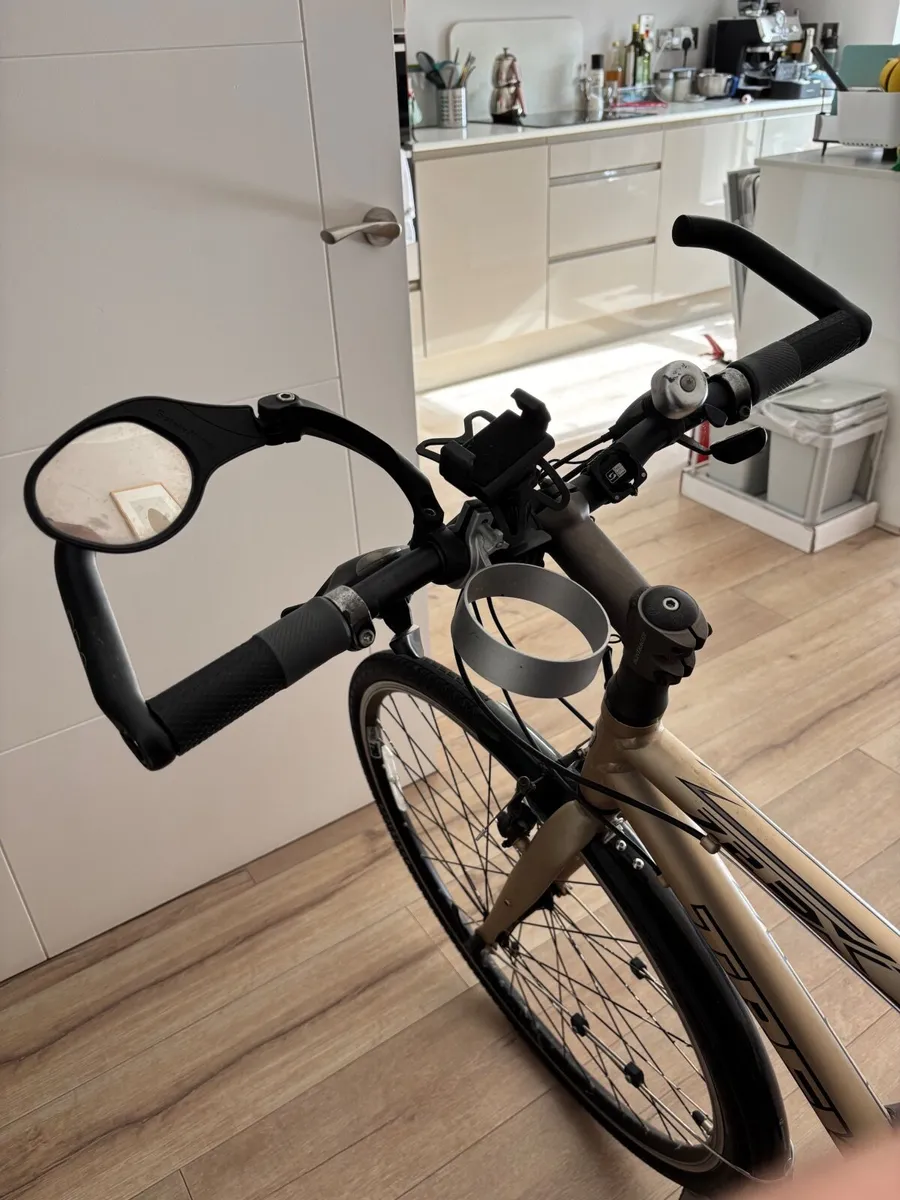 Trek 7.2 FX Hybrid City Bike – Ready to Ride - Image 1