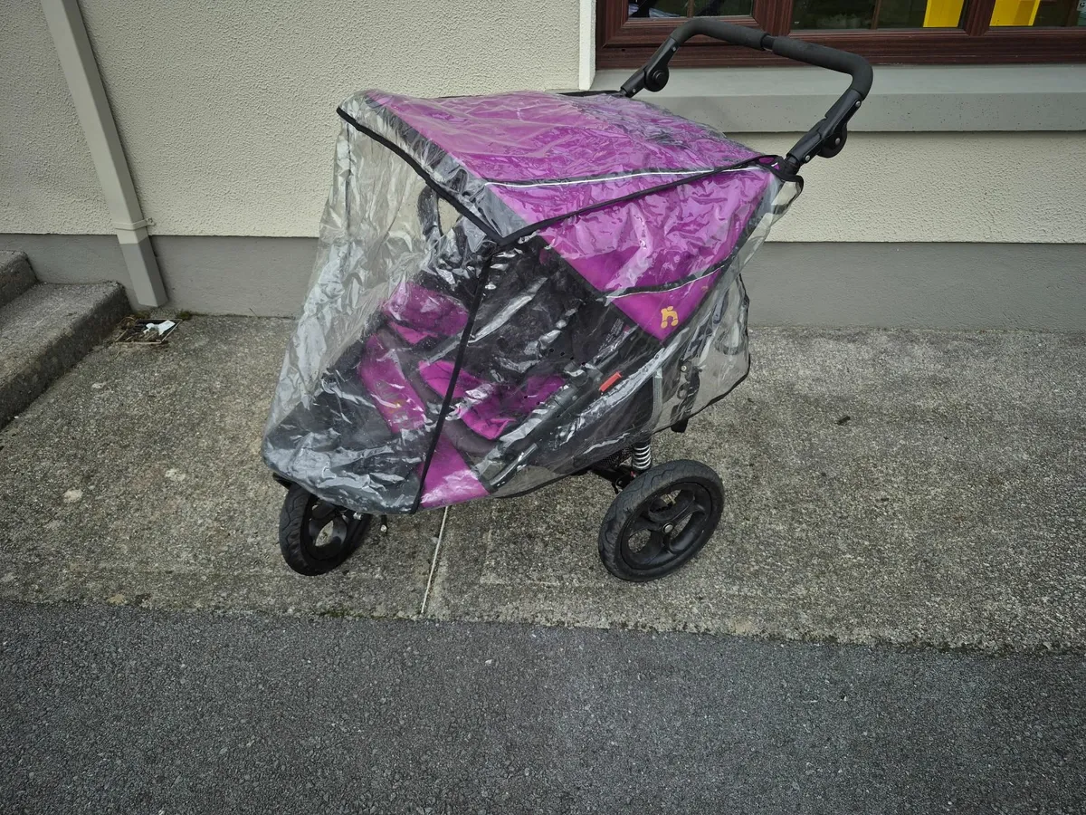 Out n About double buggy - Image 4