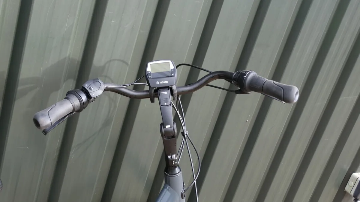 Gazelle Orange C7 HMB electric bike - Image 3