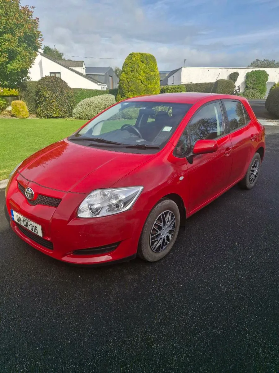 Toyota Auris - Image 1